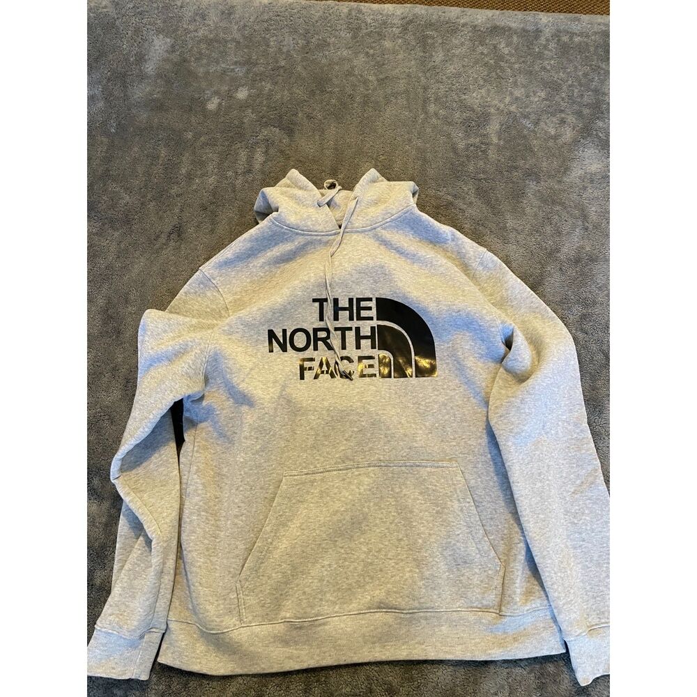 🩶 NORTH FACE Grey Hoodie – Casual